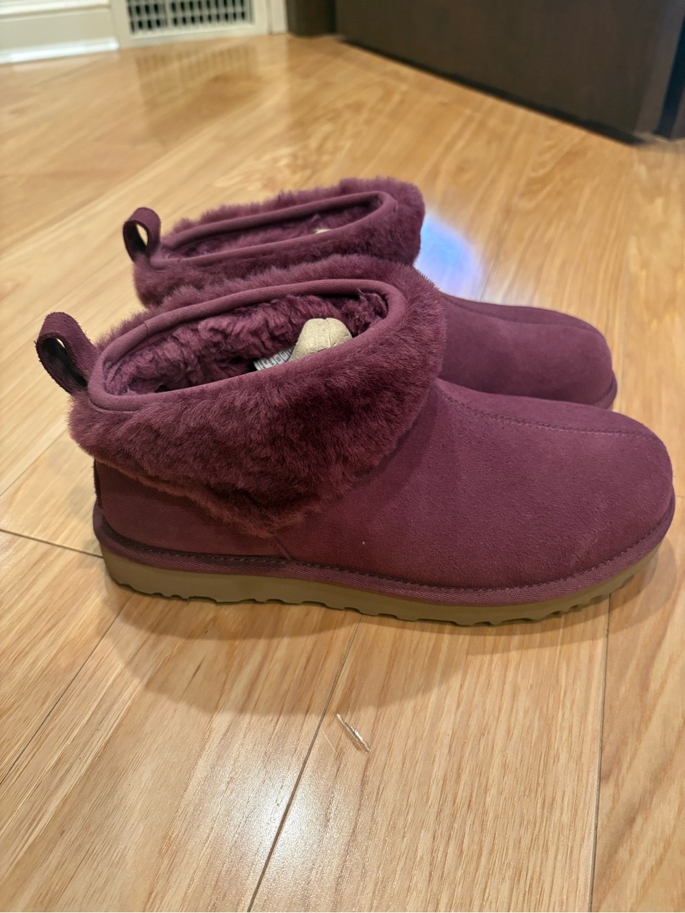 UGG Women's Ultra Classic Mini boots
